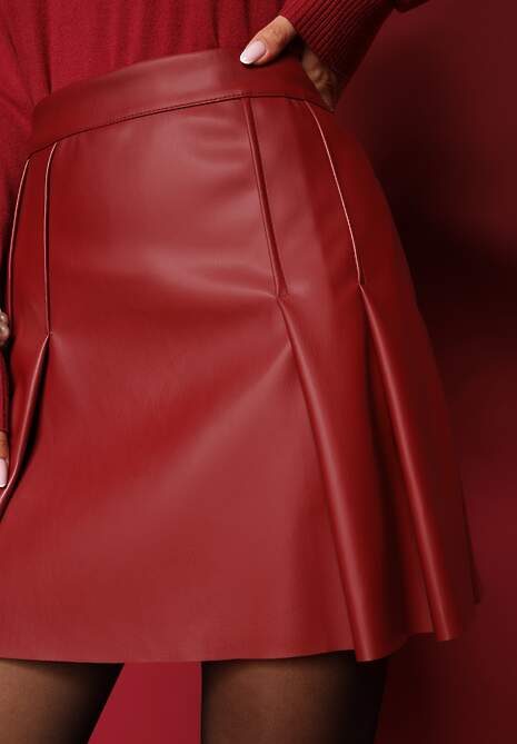 Bordowa Plisowana Spódnica z Ekoskóry o Rozkloszowanym Kroju Annielle