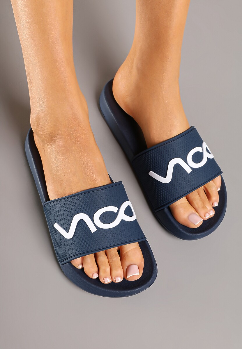 Granatowe Klapki z Ozdobnym Napisem Desilia