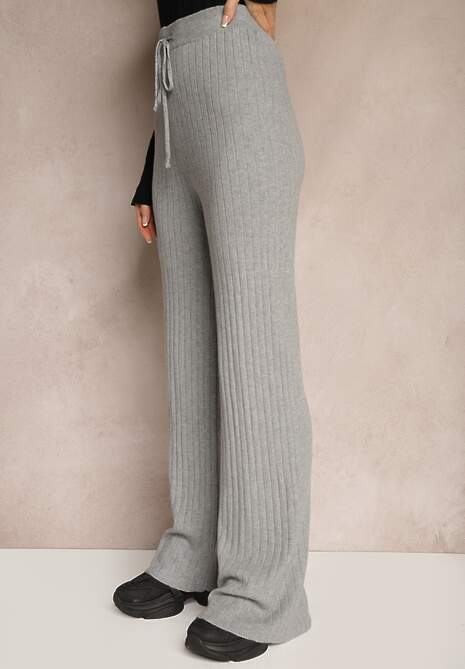 Szare Prążkowane Spodnie z Dzianiny o Szerokim Kroju z Gumką w Pasie Emandoria
