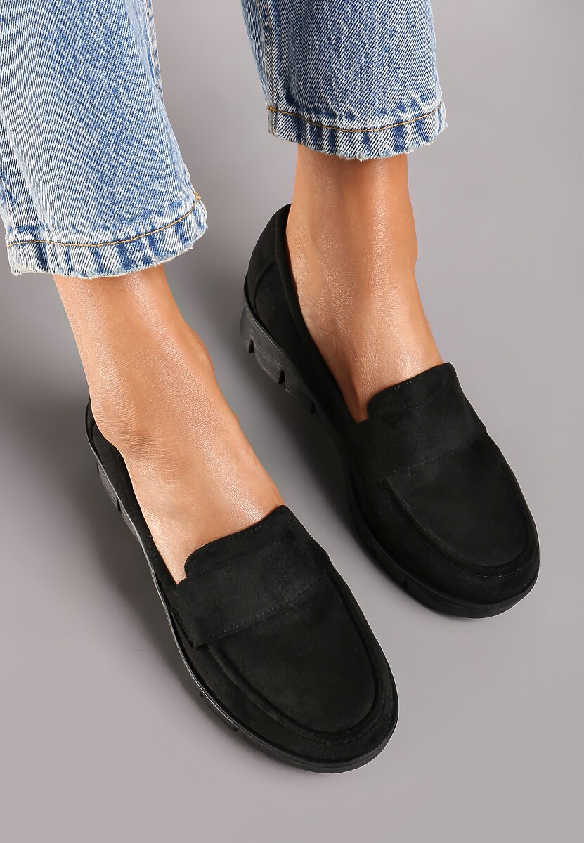 Czarne Półbuty Mokasyny na Koturnie z Wkładką ze Skóry Naturalnej Ozdobione Paskiem Zorvia