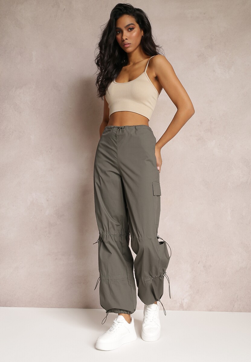 Czarne Spadochronowe Spodnie Cargo z Regulowanymi Stoperami Sterise