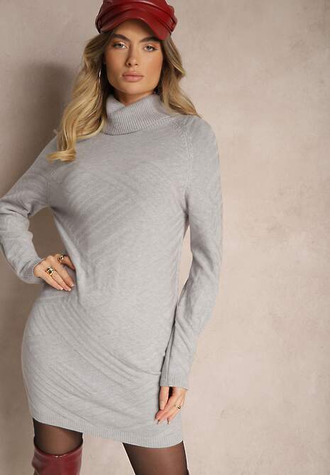 Szara Dzianinowa Sukienka o Prostym Kroju z Golfem Sinavellea