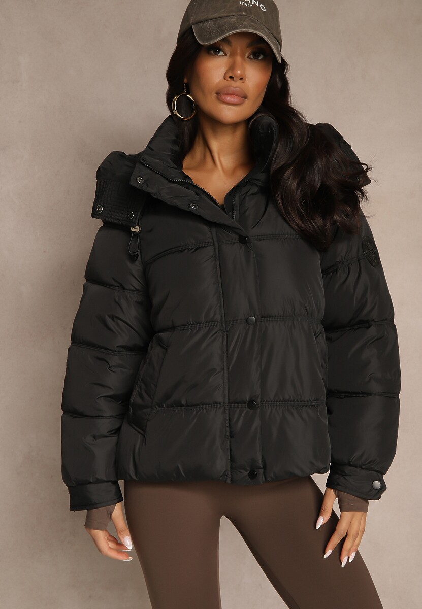 Beżowa Oversizowa Kurtka Puffer z Kapturem i Naszywką przy Rękawie Azine