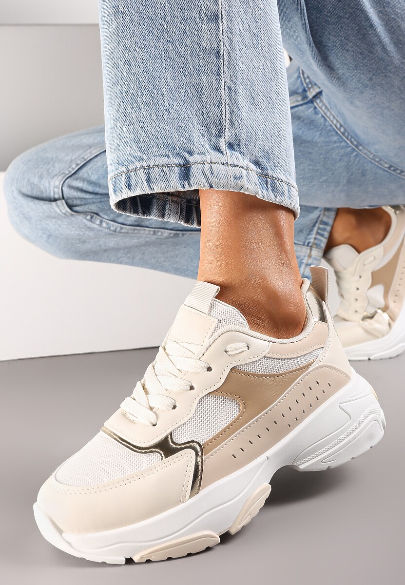 Beżowe Sneakersy na Grubej Podeszwie z Cholewką przed Kostkę i Perforacją Obethy