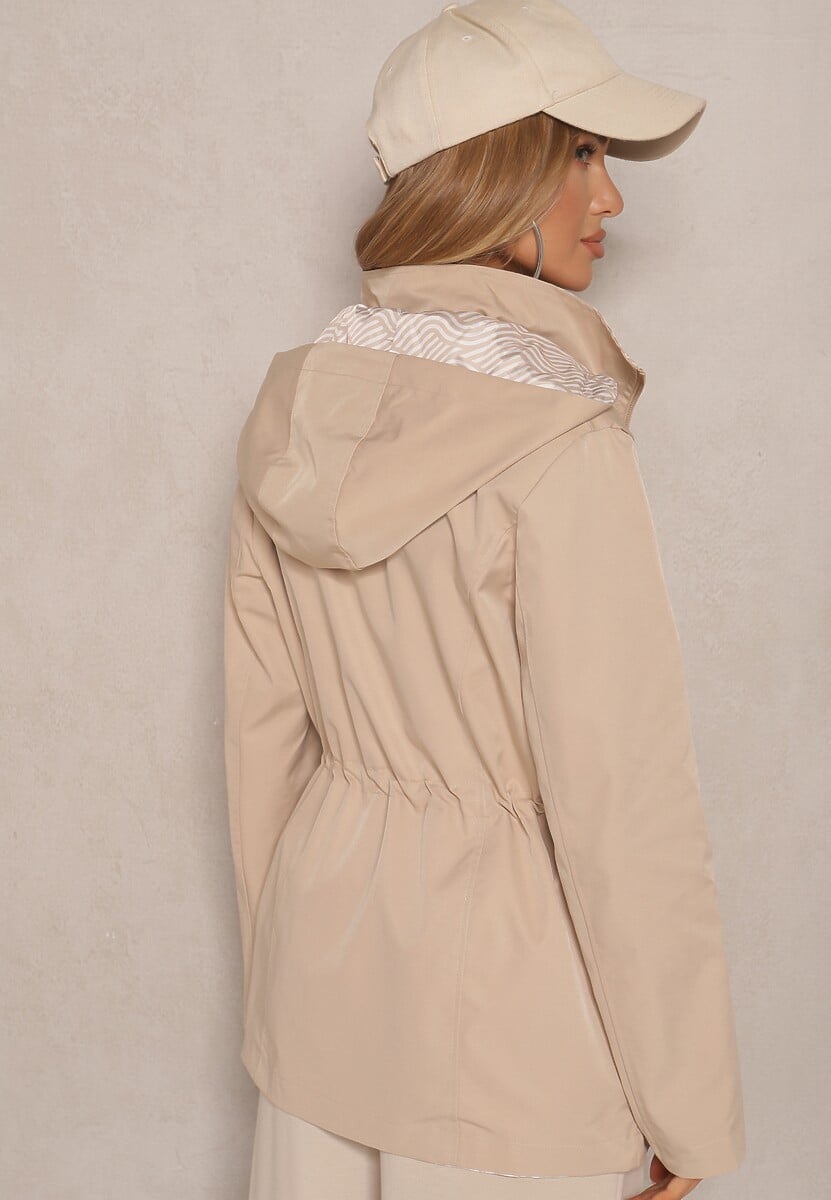 Beżowa Dwustronna Kurtka o Kroju Parki z Kapturem z Możliwością Odpięcia Desitiela