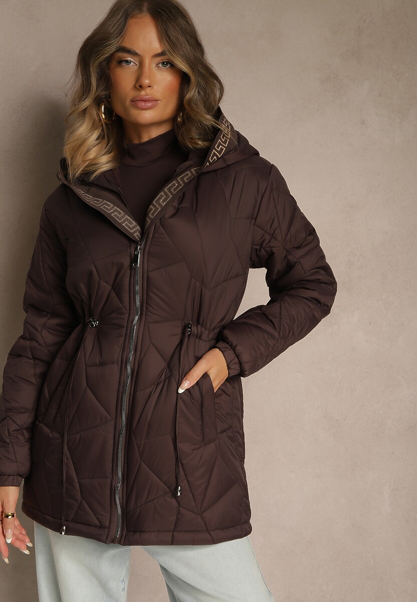 Brązowa Kurtka z Pikowanymi Przeszyciami Kapturem i Troczkami w Talii Tiomarе