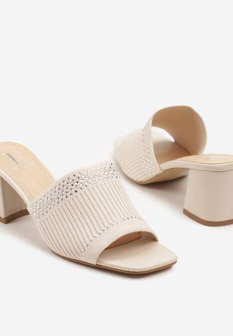 Beżowe Klapki na Słupkowym Obcasie z Elastycznym Paskiem Teonelia