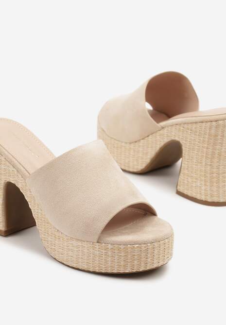 Beżowe Klapki na Słupkowym Obcasie z Cholewką z Ekozamszu Voerina