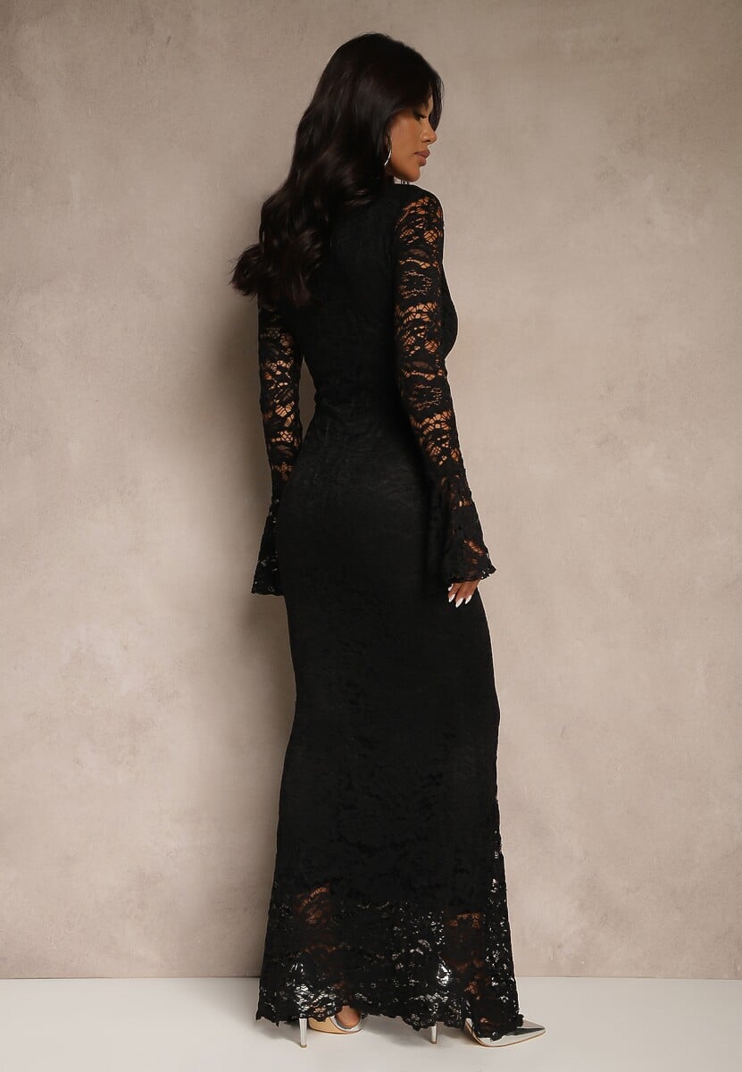 Czarna Dopasowana Sukienka Zdobiona Koronką z Rozszerzanym Dołem Hannalis