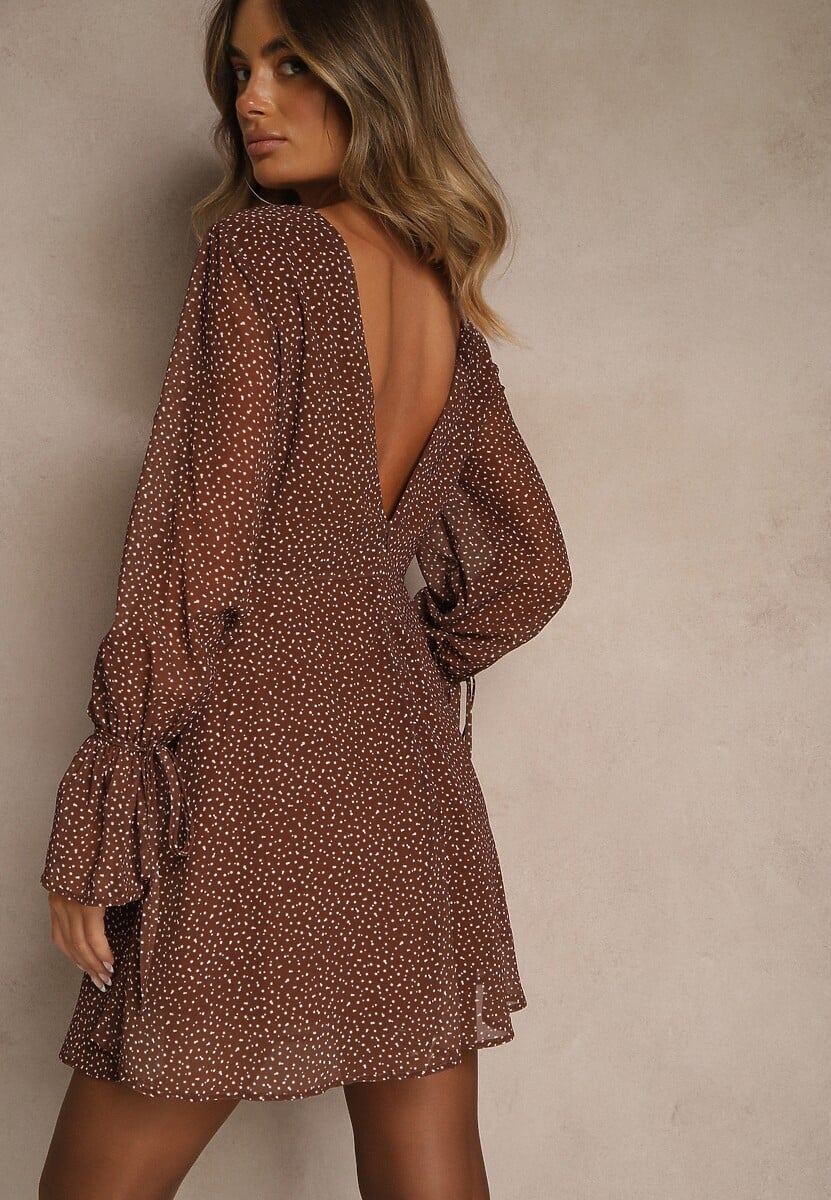 Brązowa Sukienka Vices Ozdobiona Transparentnymi Rękawami i Kropkami Celziva