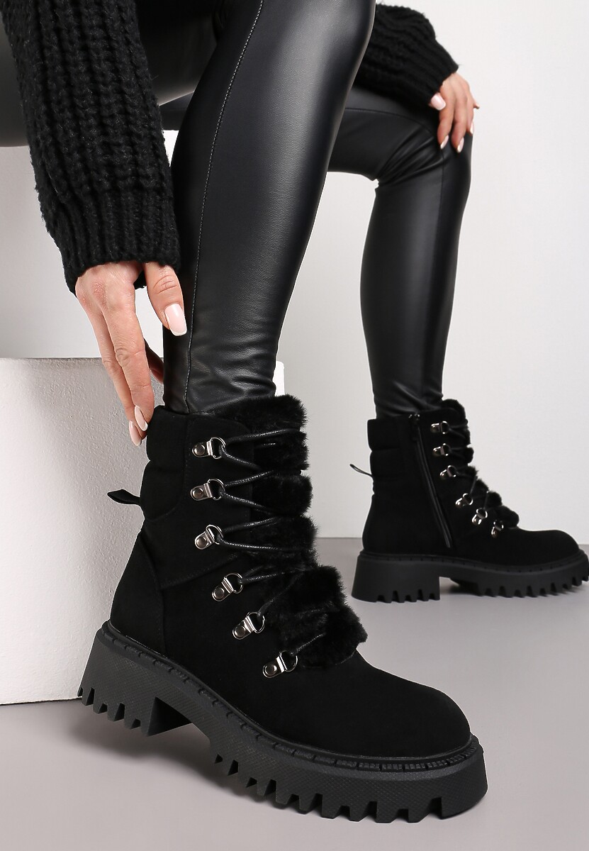 Ciemnobeżowe Traperki z Imitacji Zamszu ze Sznurowaniem i Futerkiem Cynthara