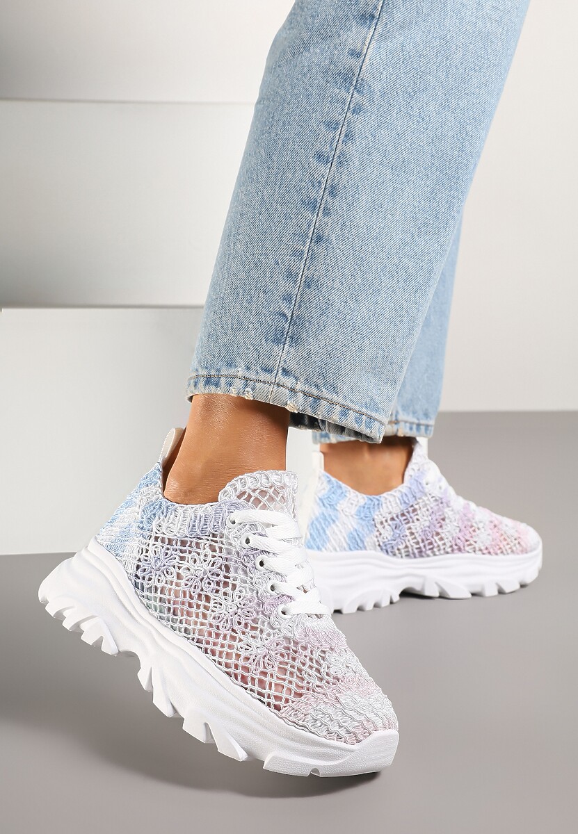 Biało-Niebieskie Sneakersy Ozdobione Siateczką Toliselle