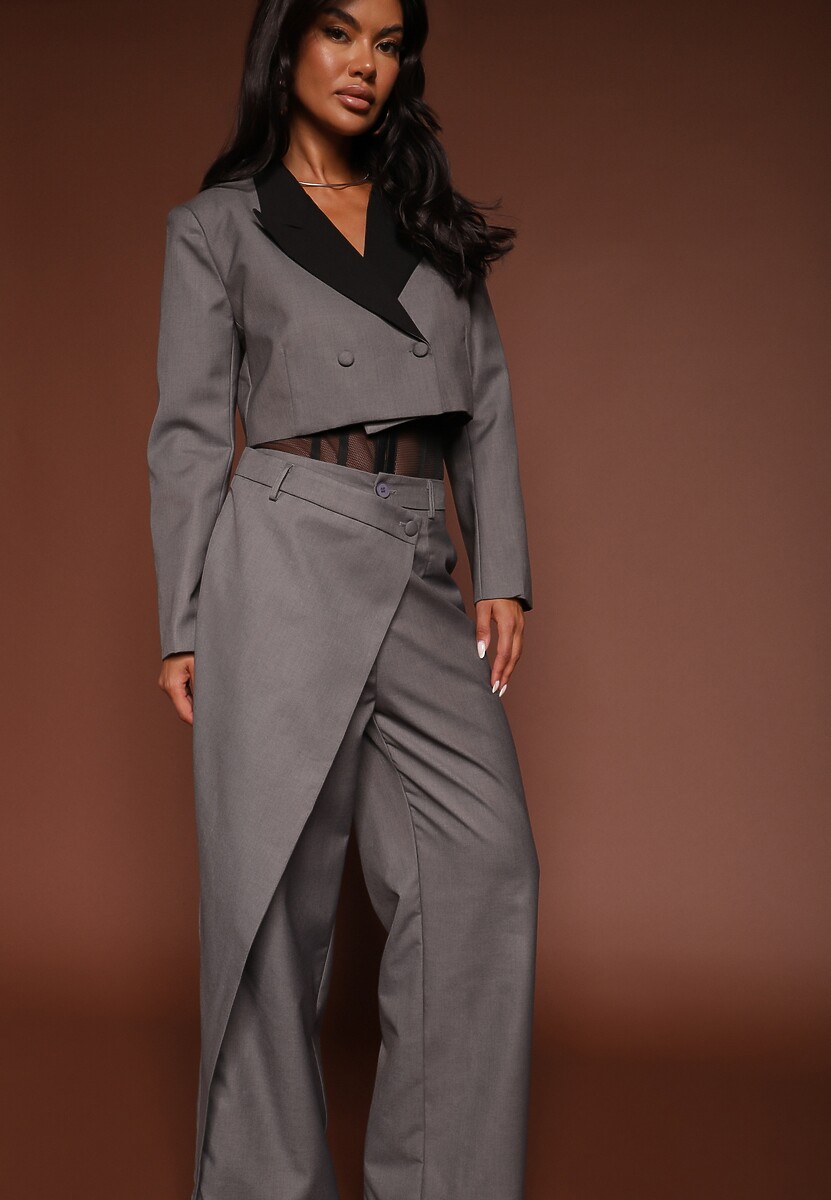 Czarny Komplet Garniturowy z Krótką Marynarką i Asymetrycznymi Spodniami Remilena