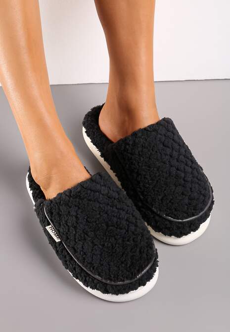 Czarne Kapcie z Miękkiego Kożuszkowego Futerka Lilissa