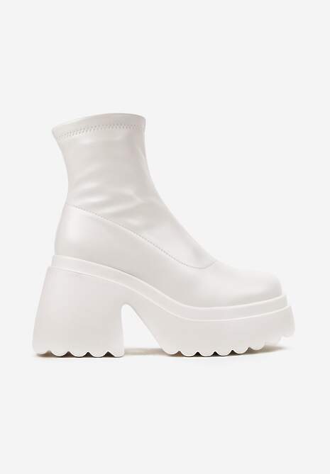 Białe Botki na Platformie i Słupku Wykończone Suwakiem i Dopasowaną Cholewką Saliefra