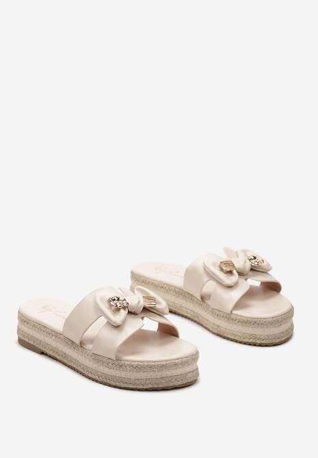Beżowe Klapki na Platformie z Plecionymi Paskami Wykończone Kokardką Licebia