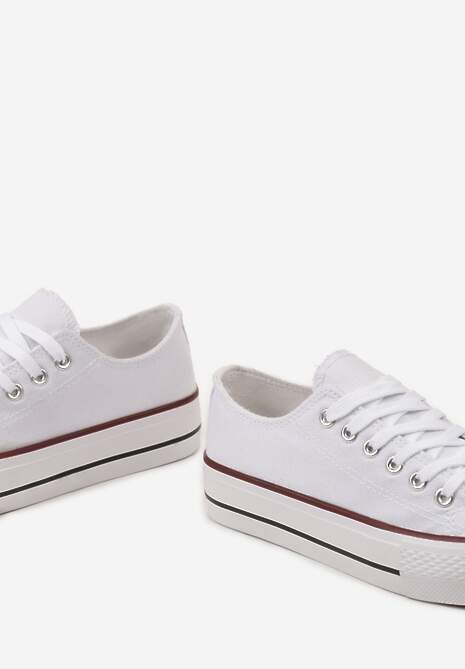 Białe Klasyczne Trampki Przed Kostkę Xarosa