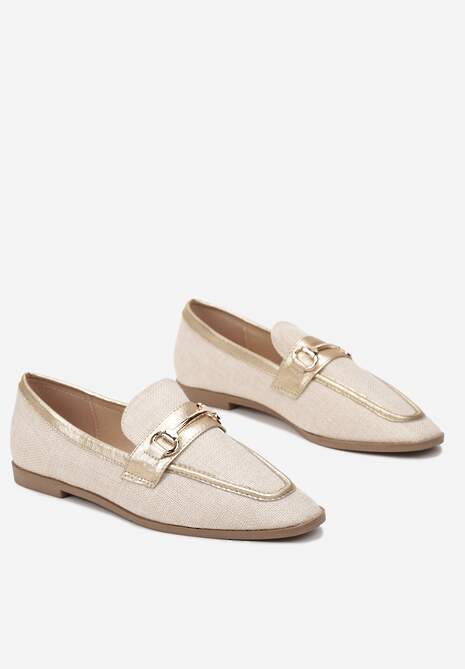 Złote Mokasyny z Ozdobną Klamerką i Kwadratowym Noskiem Ivera