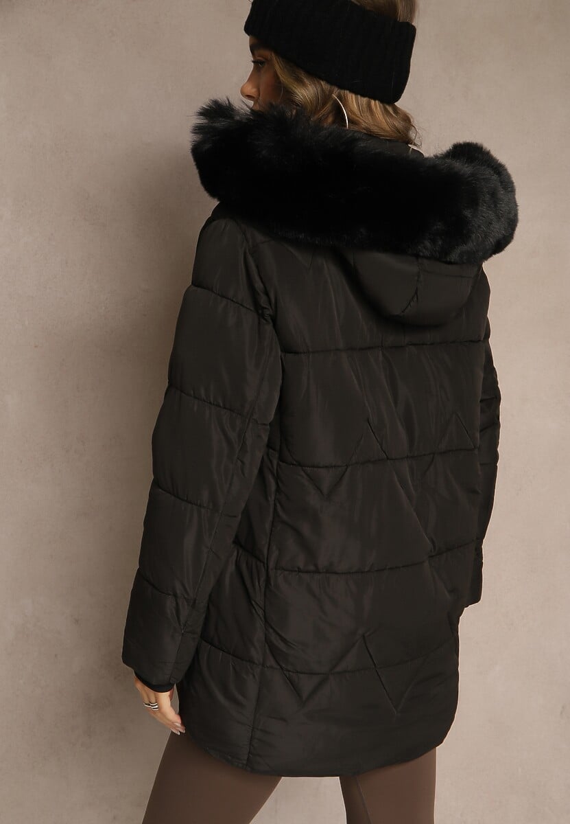 Czarna Klasyczna Kurtka z Pikowanymi Przeszyciami i Kapturem z Futrem Mundrie