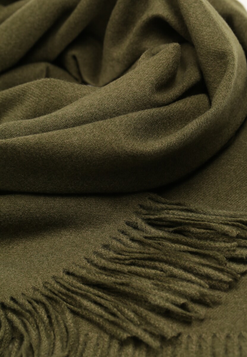 Ciemnozielony Długi Szalik Wiskozowy z Wełną Ozdobiony Frędzlami Portina