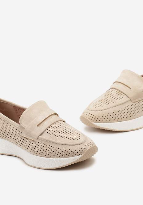 Beżowe Półbuty Ozdobione Perforacją na Grubej Podeszwie Liraleisa