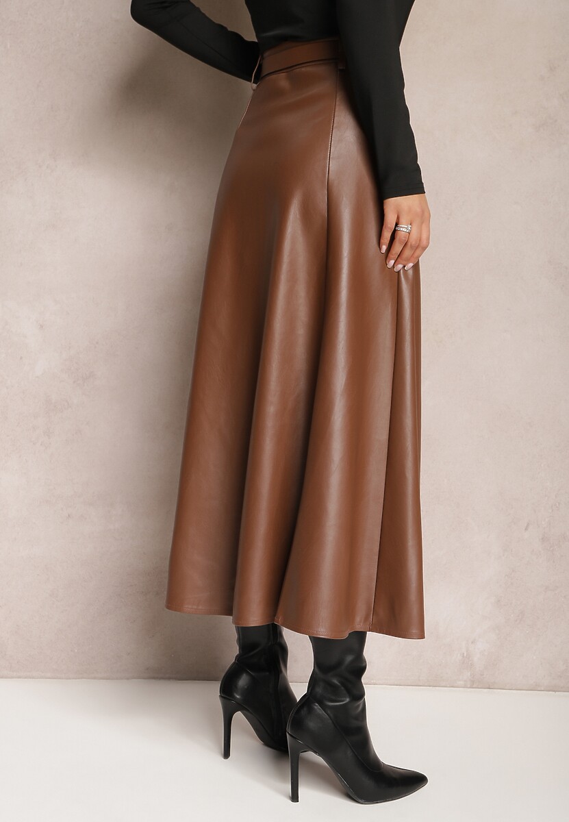 Brązowa Rozkloszowana Spódnica Midi z Imitacji Skóry z Kieszeniami z Klapą i Guzikami Maronna