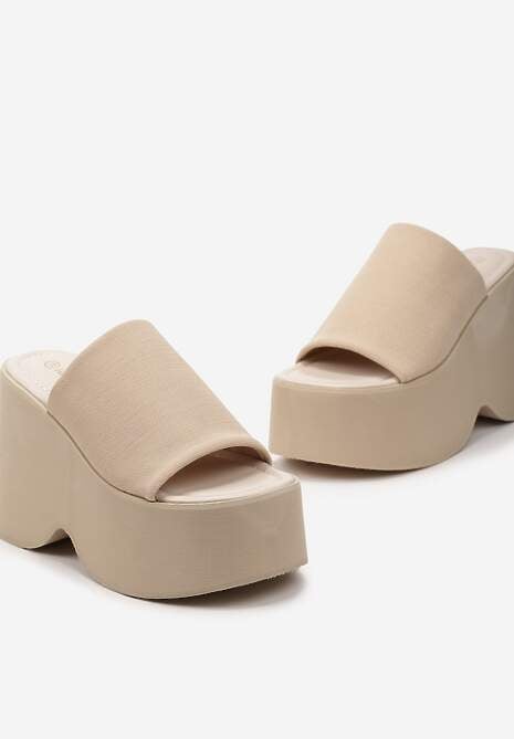 Beżowe Klapki na Wysokiej Platformie z Koturnem Glimris