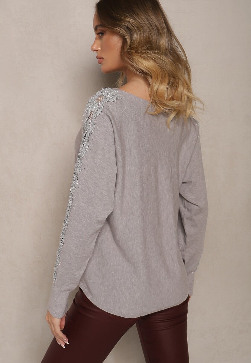 Szary Sweter z Wiskozą z Cyrkoniami i Koronką na Rękawach Enarimia