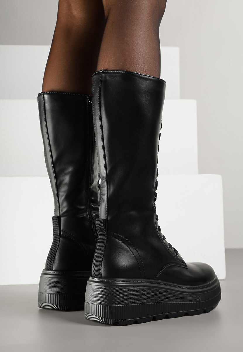 Czarne Kozaki Grunge na Platformie ze Sznurowaną Cholewką Ilomare