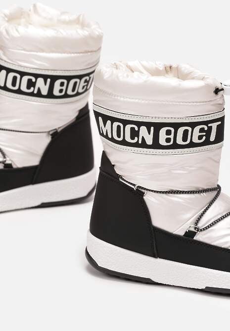 Białe Płaskie Śniegowce Mocno Ocieplone ze Sztucznym Futerkiem Ozdobione Taśmą i Napisem oraz Troczkiem Arenu