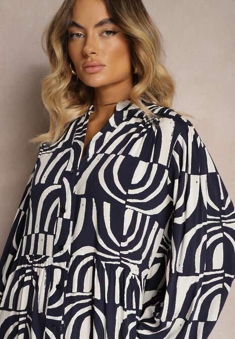 Granatowa Długa Sukienka Rozkloszowana w Geometryczne Wzory z Kołnierzykiem Skulle