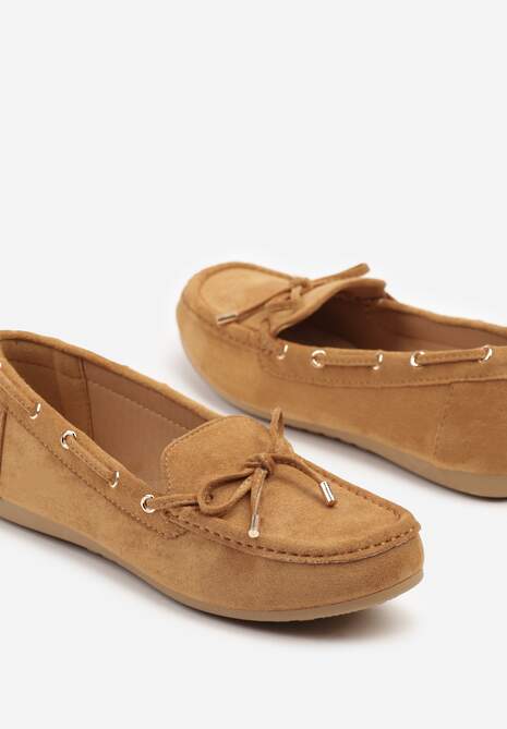 Brązowe Mokasyny z Ekozamszu Zdobione Wiązaniem z Kokardą Sonilora