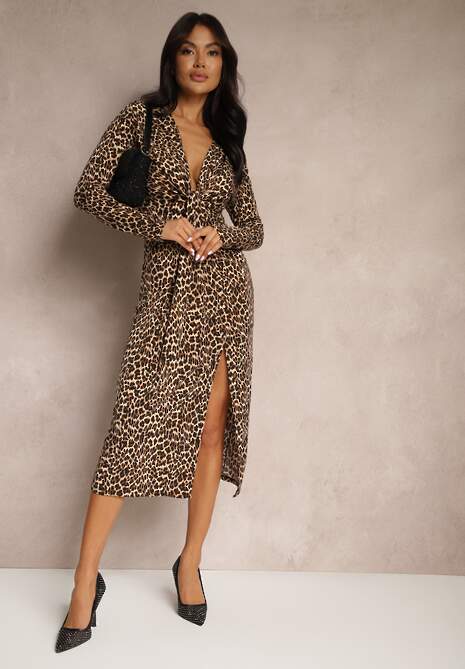 Brązowa Taliowana Panterkowa Sukienka Koktajlowa Ozdobiona Cyrkoniami i Rozcięciem na Nogę Sarimi