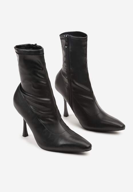 Czarne Botki Vices na Szpilce z Dopasowaną Cholewką Adonella