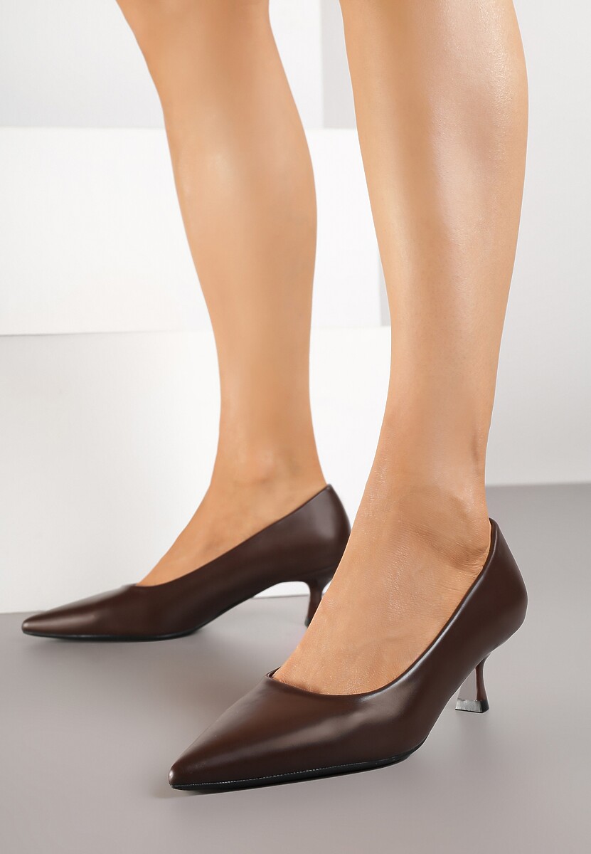 Brązowe Czółenka ze Szpiczastym Noskiem na Kaczuszce Illsaria