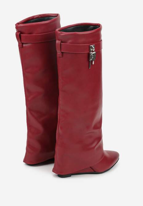 Czerwone Kozaki z Cholewką Imitującą Nogawkę i Koturnem Ericelle