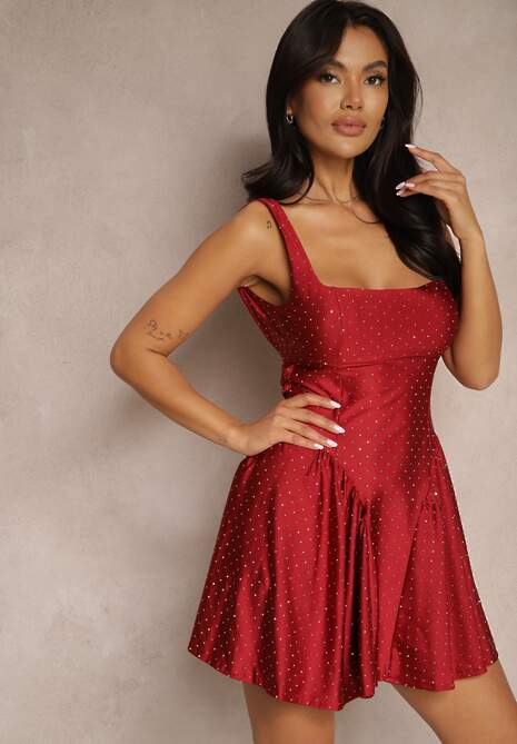 Bordowa Sukienka Ozdobiona Cyrkoniami z Kokardą i Usztywnionymi Miseczkami Jesaltia