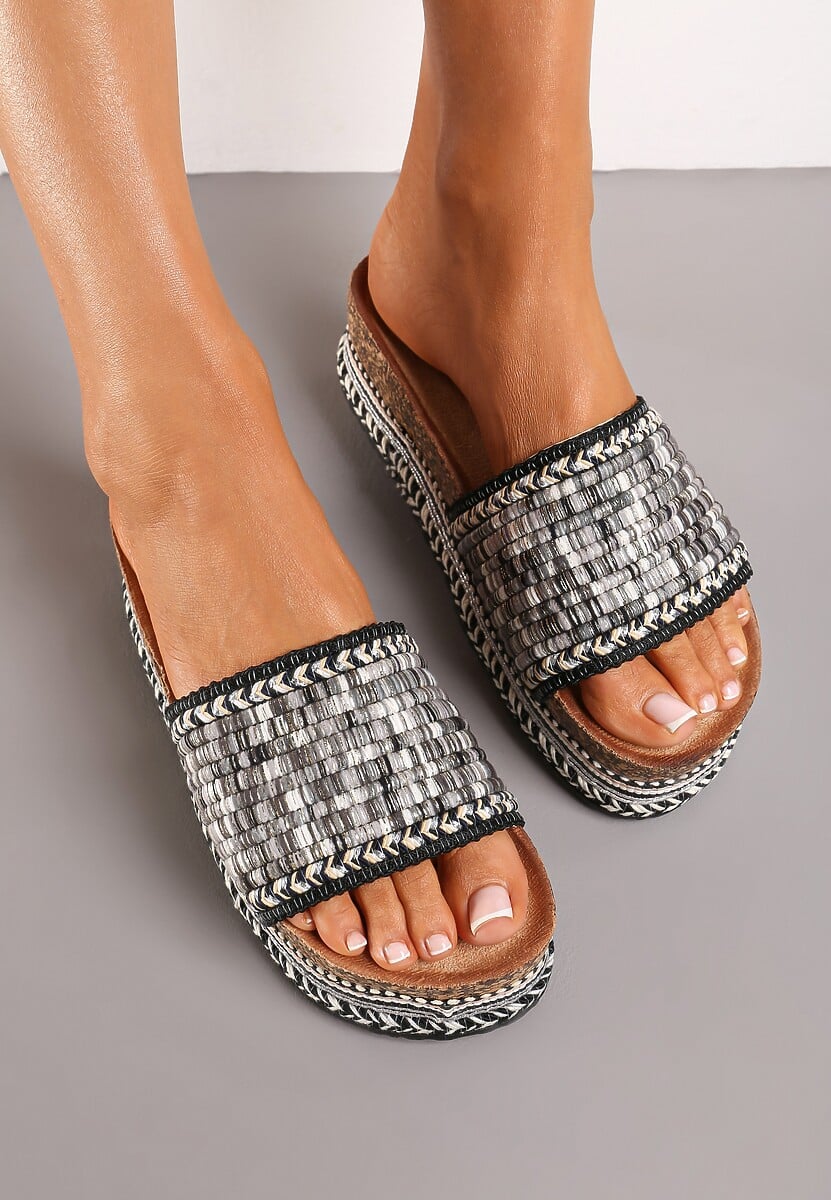 Czarne Klapki na Platformie z Korka i Plecionki Pamarie