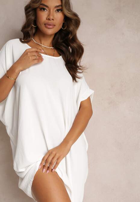 Biała Sukienka Mini o Fasonie Nietoperza z Okrągłym Dekoltem Maglia