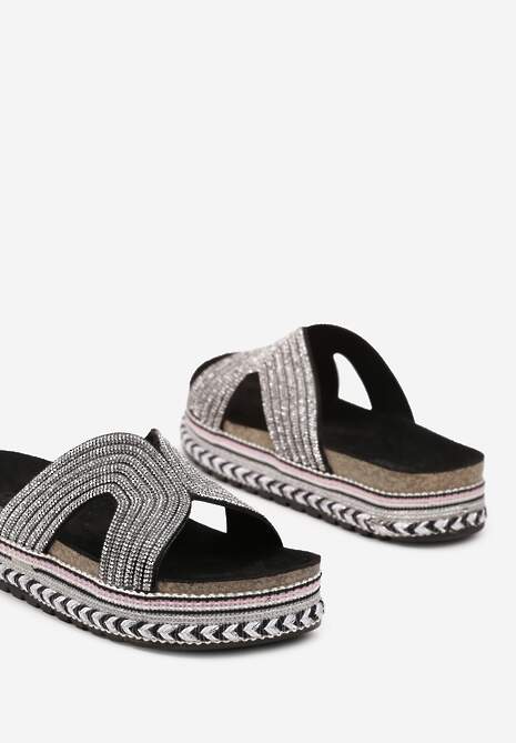 Czarne Płaskie Klapki z Imitacji Zamszu Zdobione Plecionką i Cyrkoniami Ploen