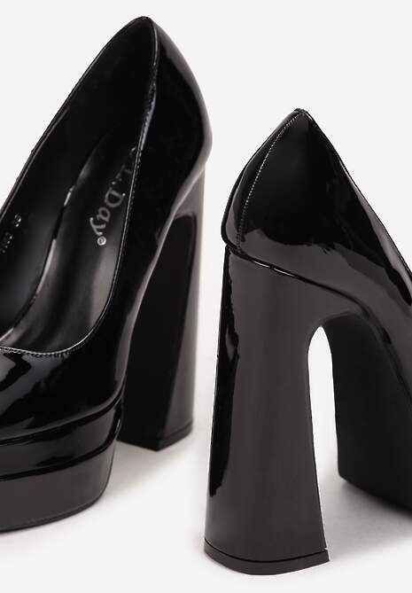 Czarne Czółenka na Wysokim Słupku i Platformie Valme