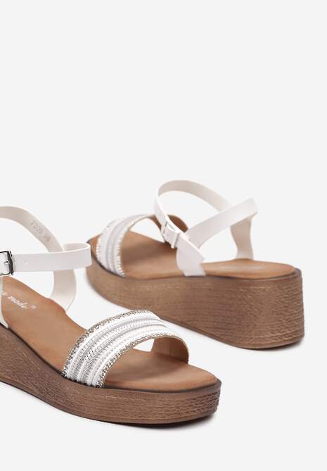 Białe Sandały Zapinane przy Kostce z Cyrkoniami na Koturnie Madoka