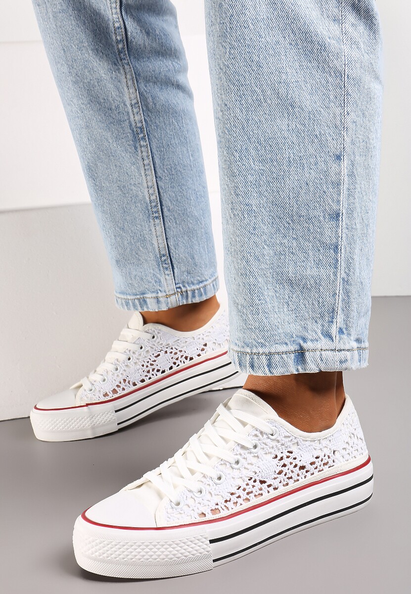 Białe Krótkie Trampki z Ażurowego Materiału Bremavia