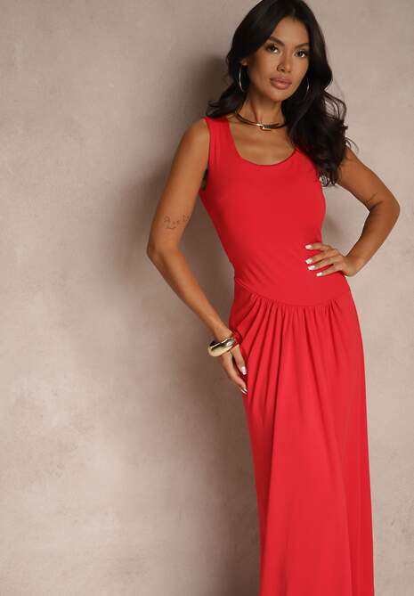 Czerwona Marszczona Sukienka o Taliowanym Kroju z Dodatkową Narzutką z Siateczki Milarielis