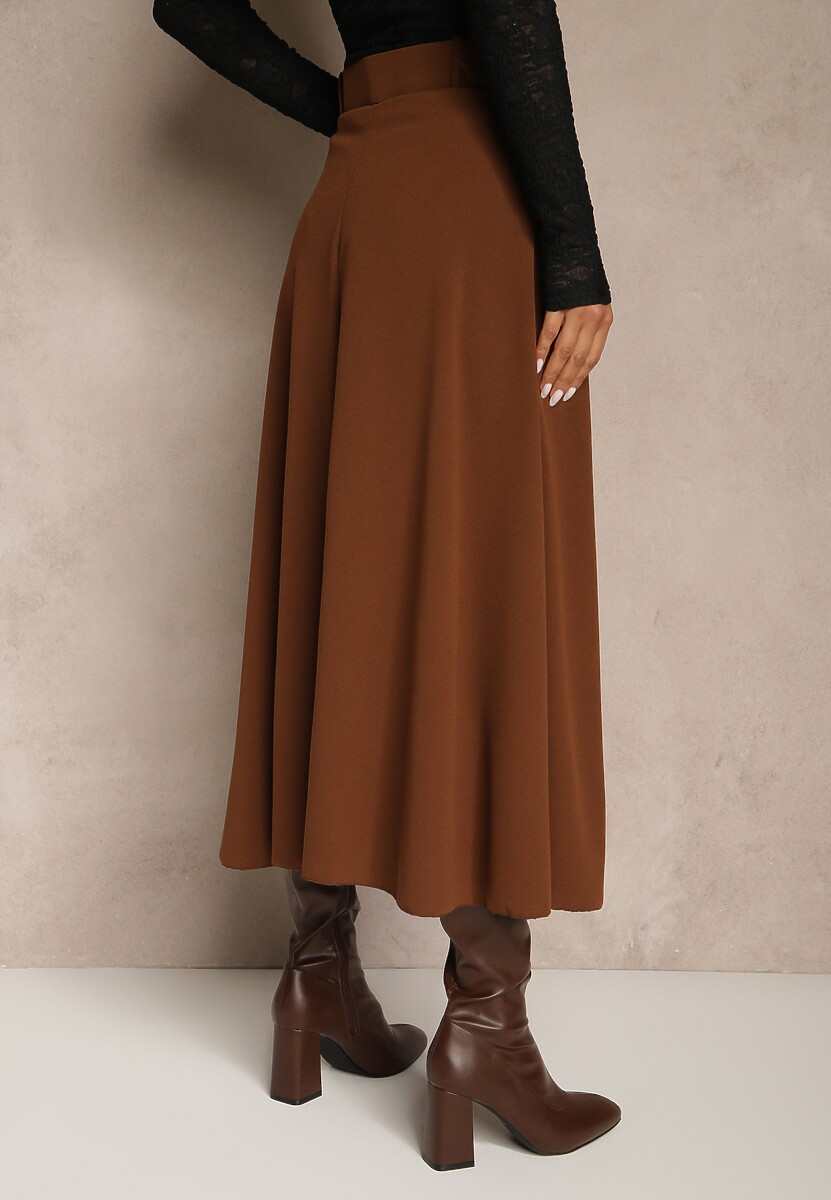 Brązowa Rozkloszowana Spódnica Maxi z Paskiem i Klamrą Adlirca