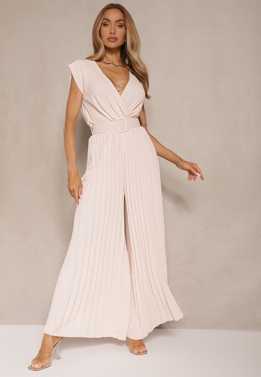 Beżowy Kopertowy Kombinezon Wide Leg Zdobiony Plisami i Paskiem z Klamrą Salirella