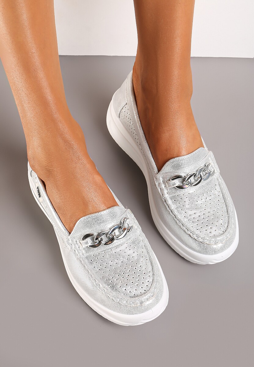 Srebrne Mokasyny na Platformie z Łańcuszkiem Himenna