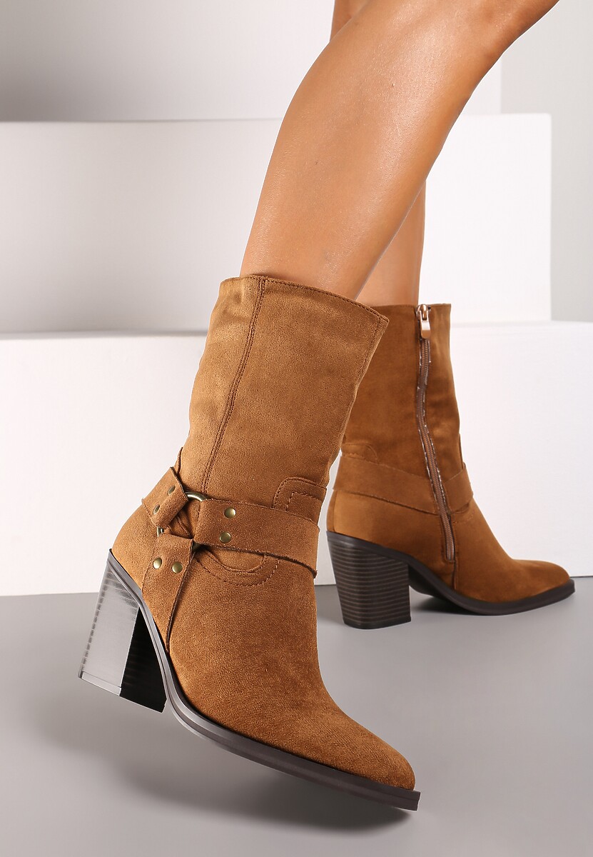 Brązowe Botki Bikery na Słupku Ozdobione Paskiem Miavella