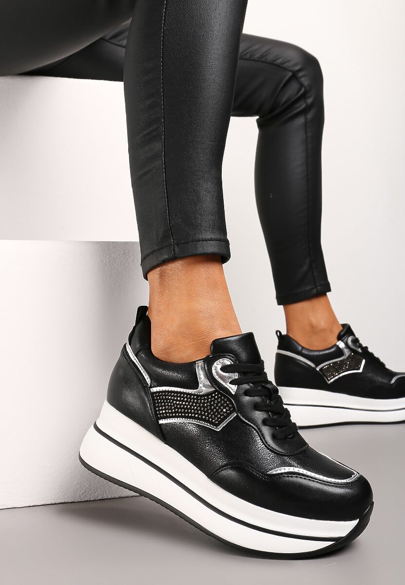 Beżowe Sneakersy na Platformie z Cyrkoniami na Boku Oarema