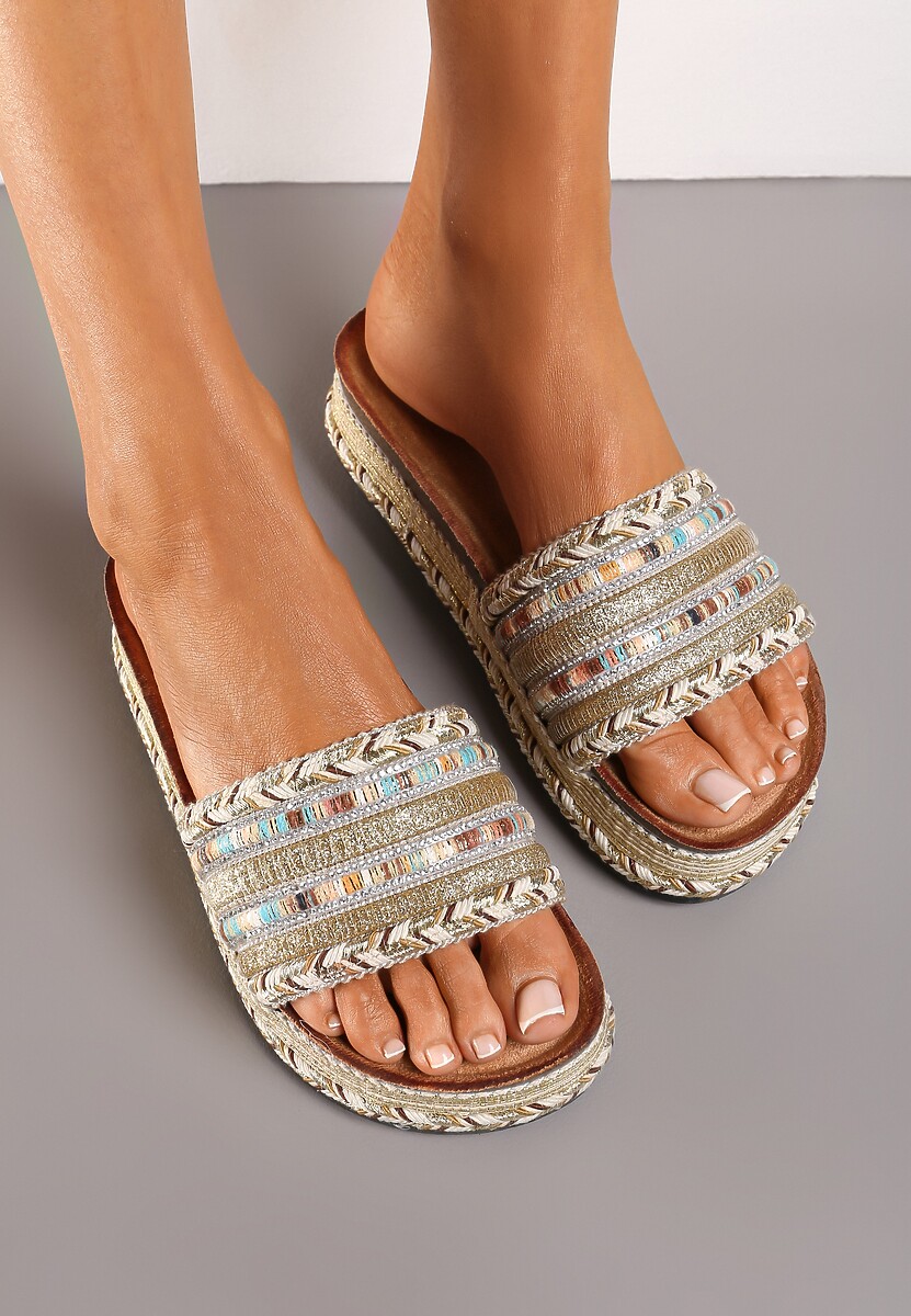 Złote Klapki Boho z Ozdobną Plecionką i Cyrkoniami Emillia